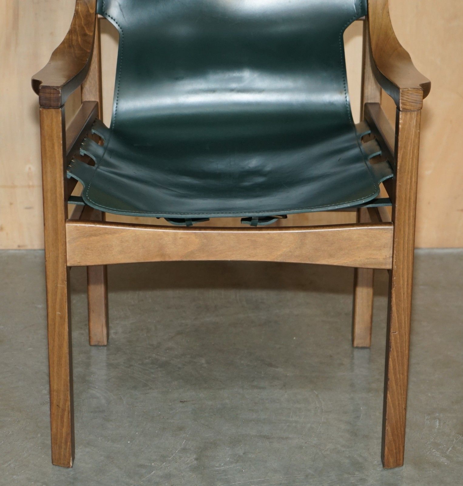 2950.0 Suite Of Four Rrp £5,240 Old Livoni Walnut Framed Green Saddle Leather Armchairs photo