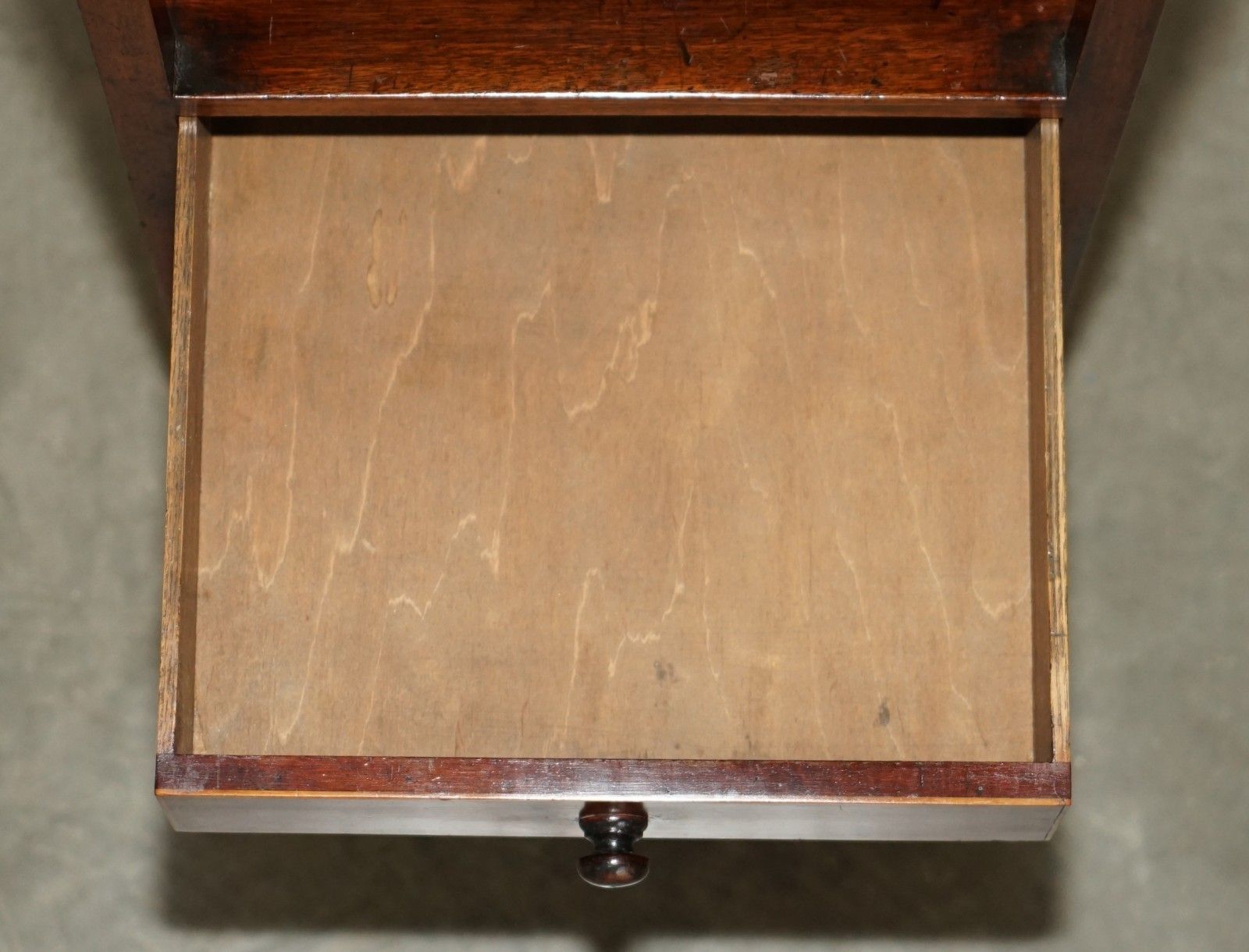 photo vintage Antique Georgian Mahogany Wash Vanity Stand With J & Mp Bell Earthenware Bowl