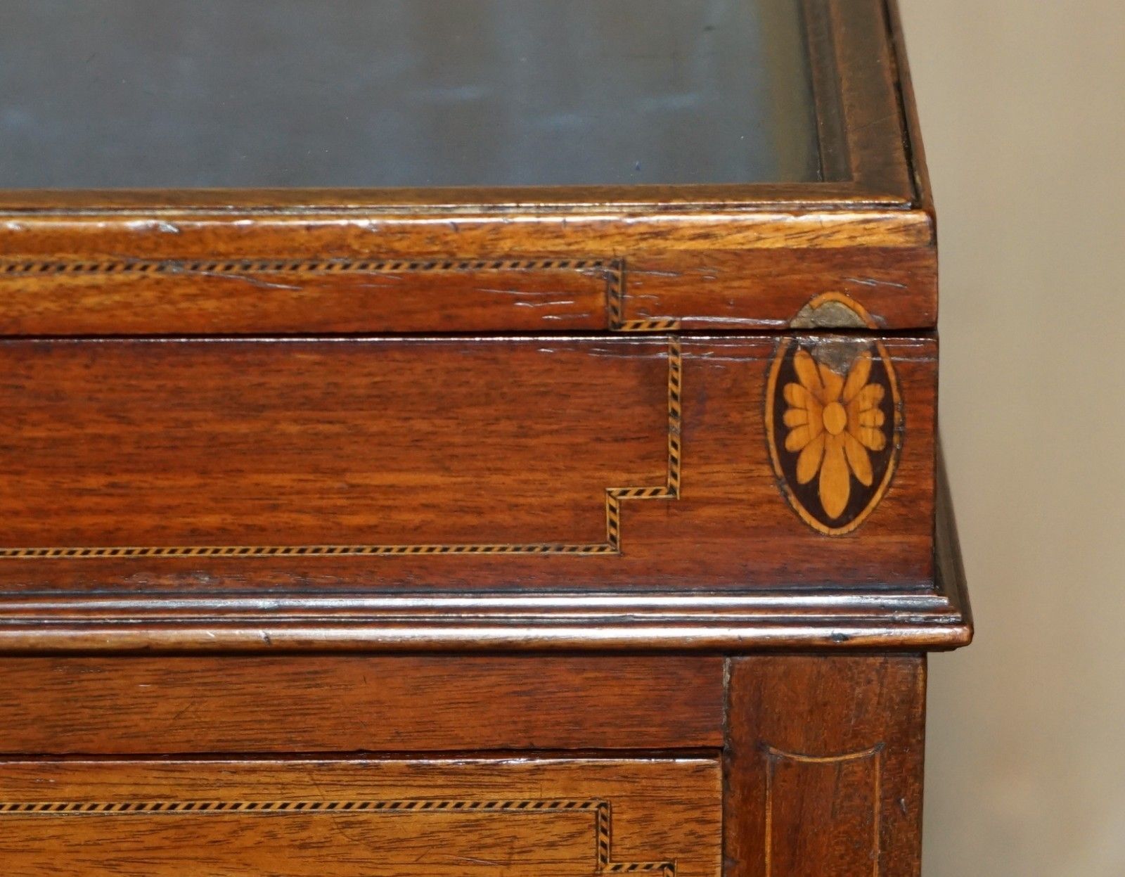 Stunning Antique Victorian Sheraton Walnut Drawers With Napoleonic Blue Display photo vinterior