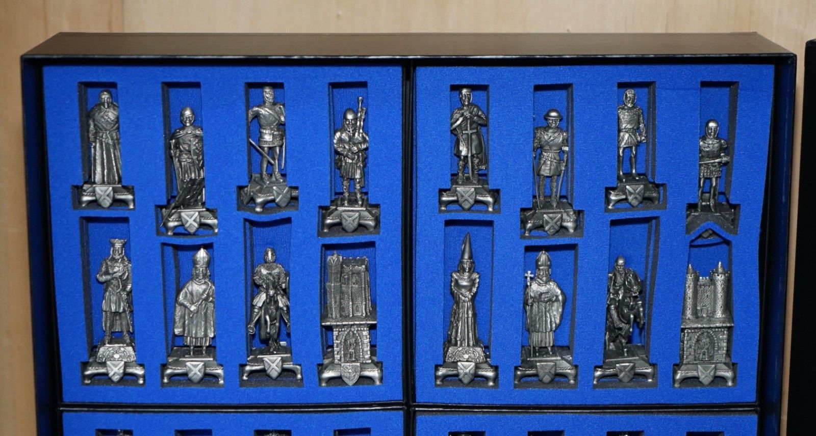 Bnib Rrp £15,000 Ltd Edition 40/500 The Battle Of Bannockburn Pewter Chess Set photo 8500.0