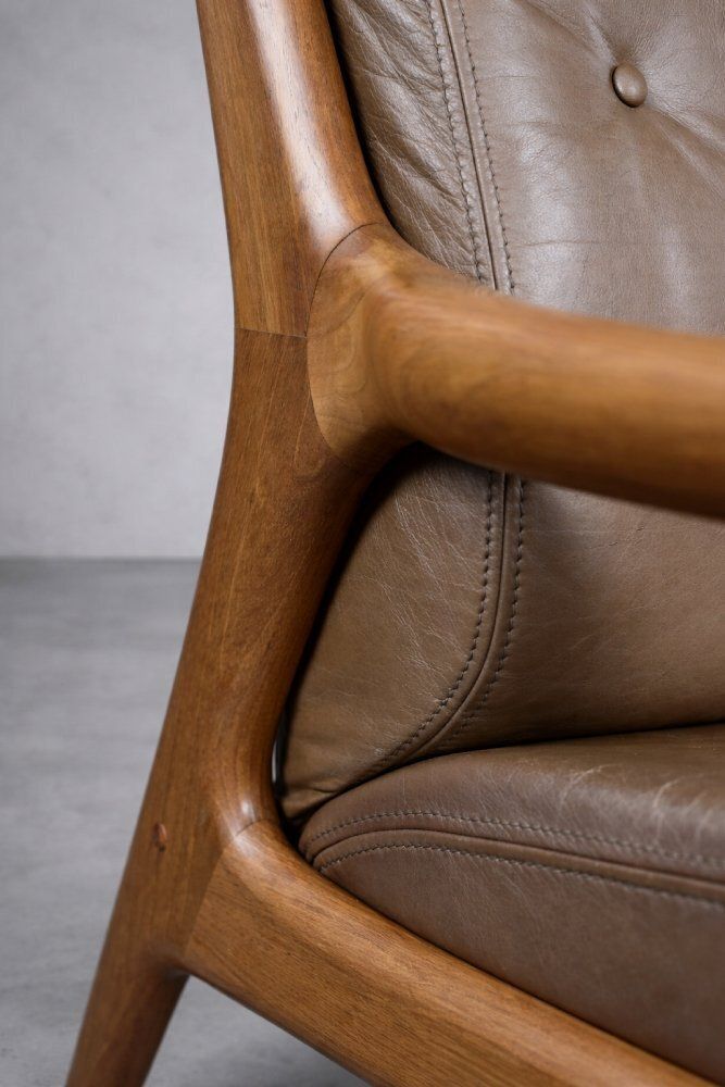 photo for sale Mid Century Modern Danish Three Seater Sofa In Brown Leather By Georg Thams For A/S Vejen Polstermöbelfabrik, 1960s