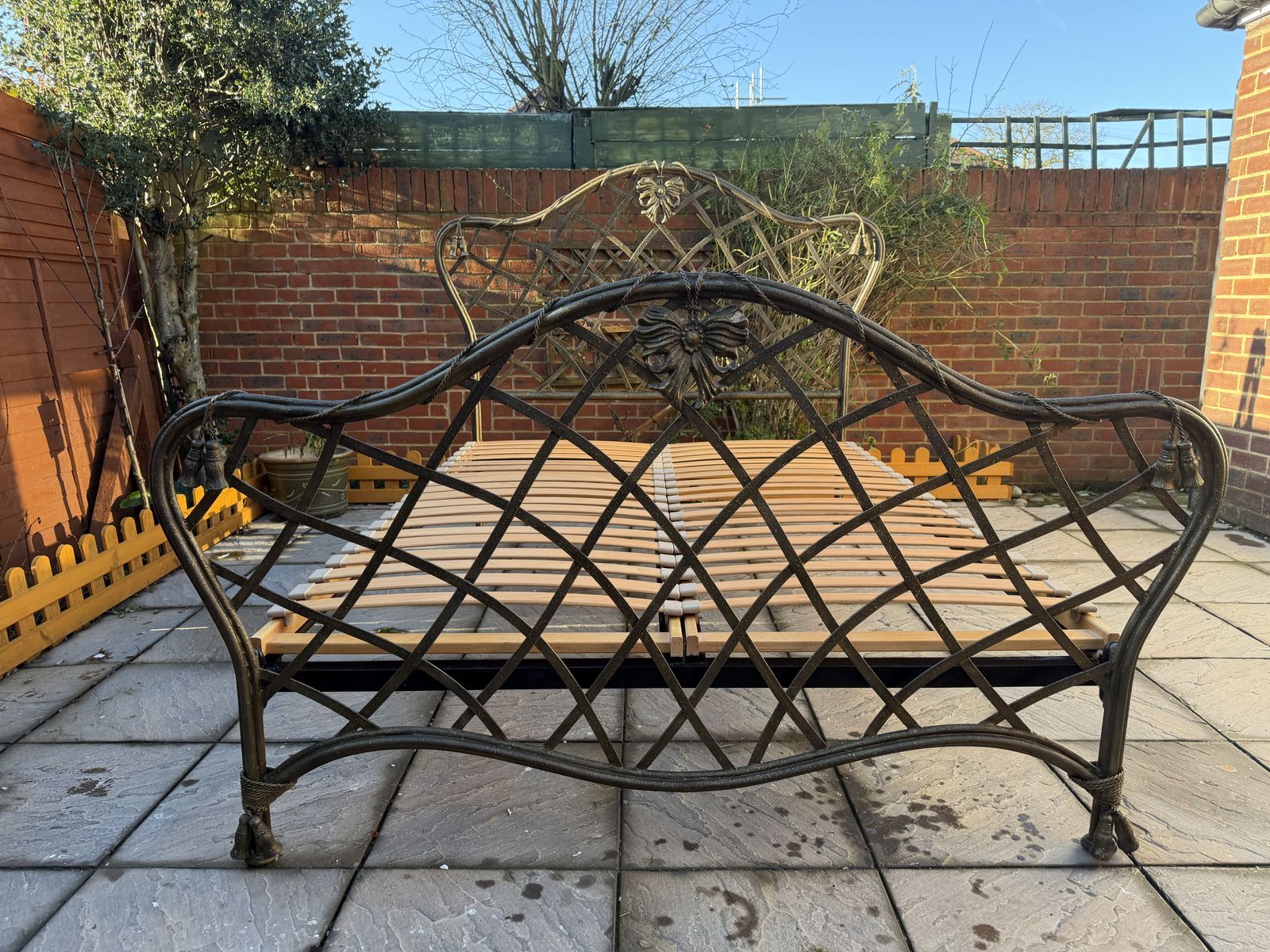 photo vintage Unique & Luxury And So To Bed Louis Style Hand Forged Iron King Frame   Great Condition
