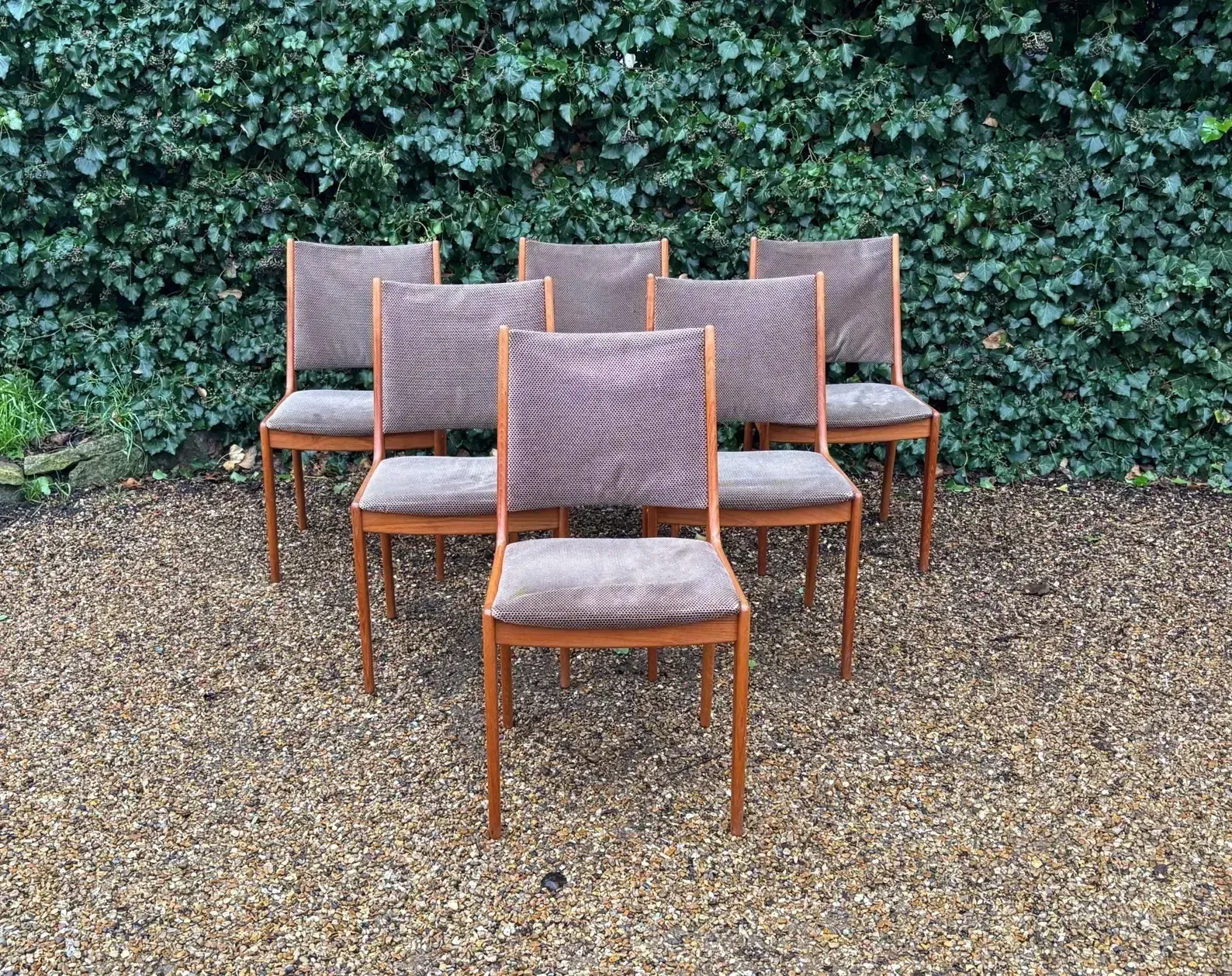 Vintage Johannes Andersen For Uldum Mobelfabrik Model 7171 Dining Chairs