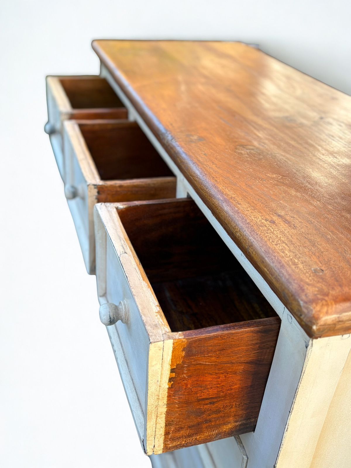 Antique Chest Of Drawers / Shop Counter photo 1200.0