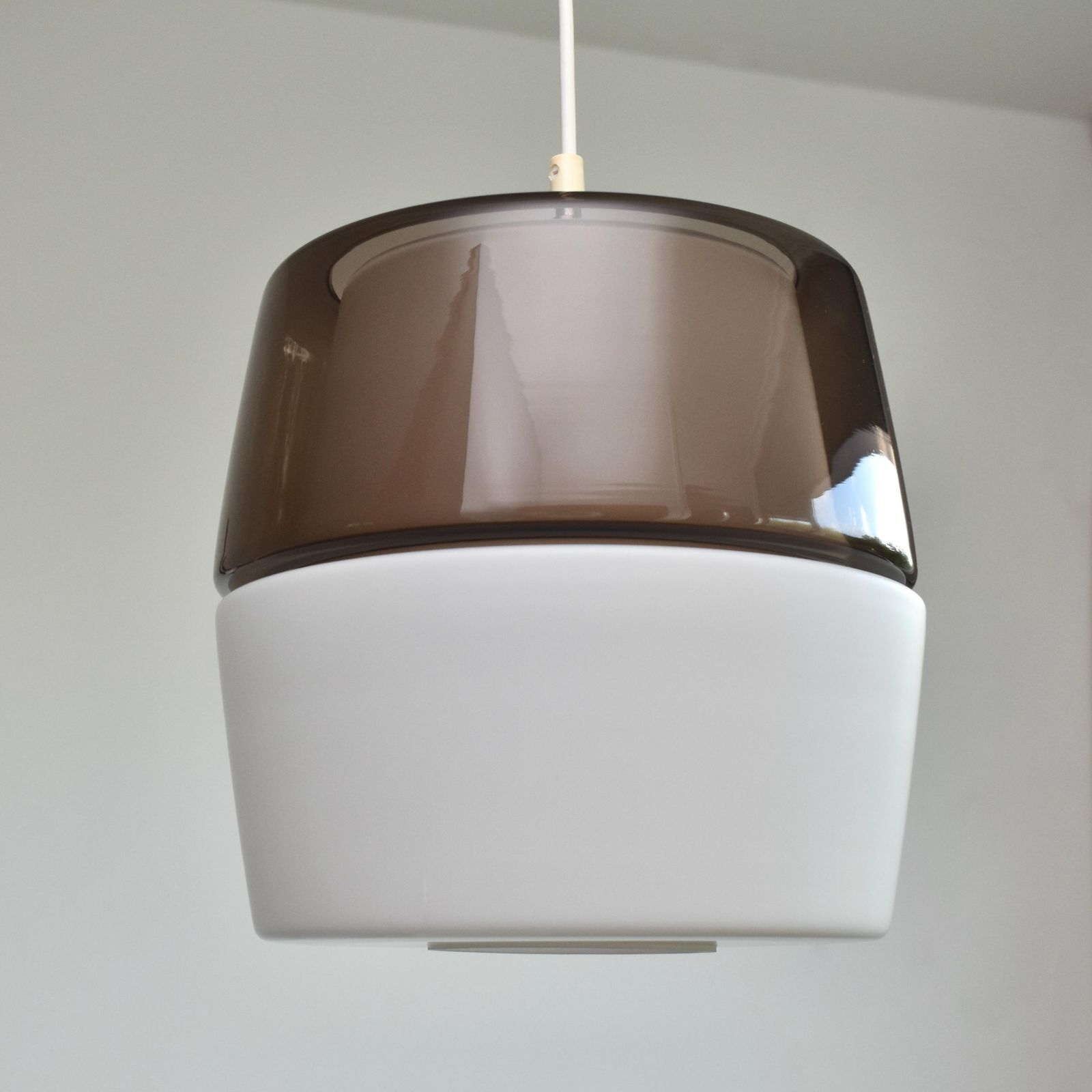Peill & Putzler Jaren 1960 Rookglas Hanglamp Mid Century Modern Modernistisch | Amethist Paarse Kleurblok Vintage Mcm Plafondlamp photo vintage