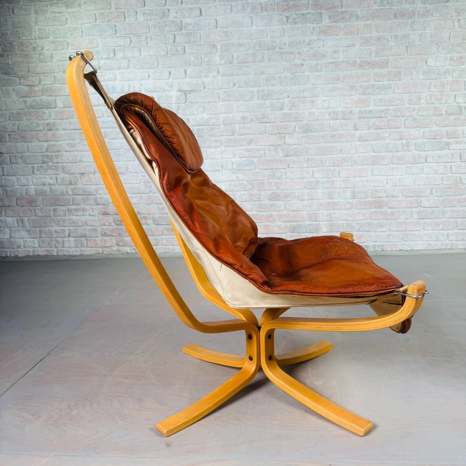 Vintage Norwegian Tan Leather Falcon Chair By Vatne Møbler #A808 photo vintage