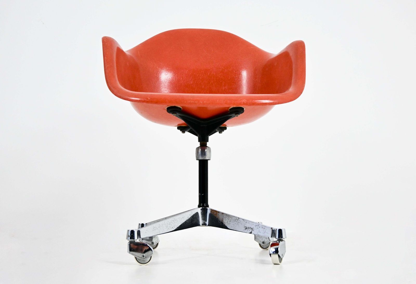 Armchair By Charles And Ray Eames For Herman Miller, 1970s photo vintage