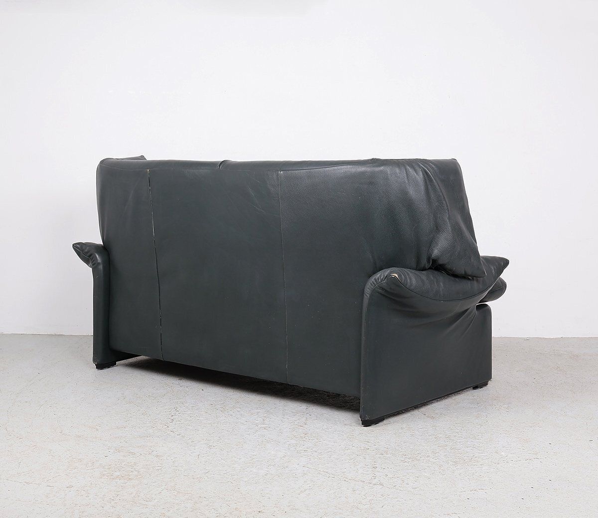 photo furniture Set Of Leather Sofa With Pouf By Vico Magistretti For Cassina, 1980s