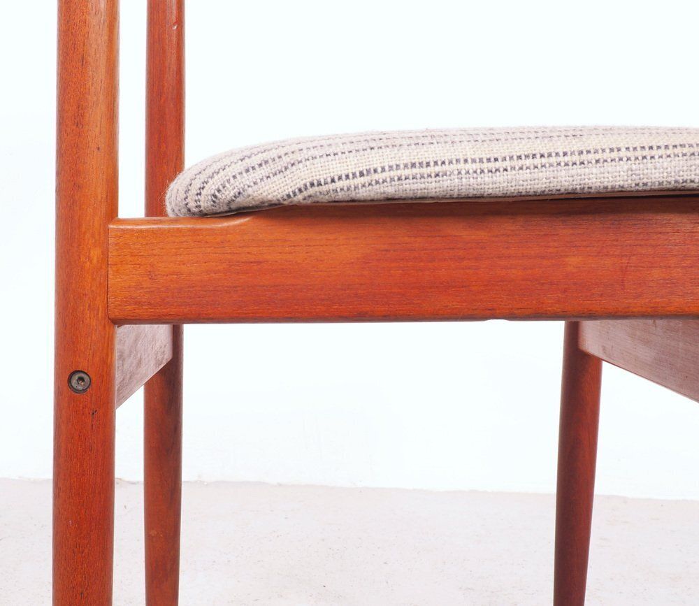 photo furniture Danish Teak Dining Chairs From Viborg Stolefabrik, 1960s, Set Of 4