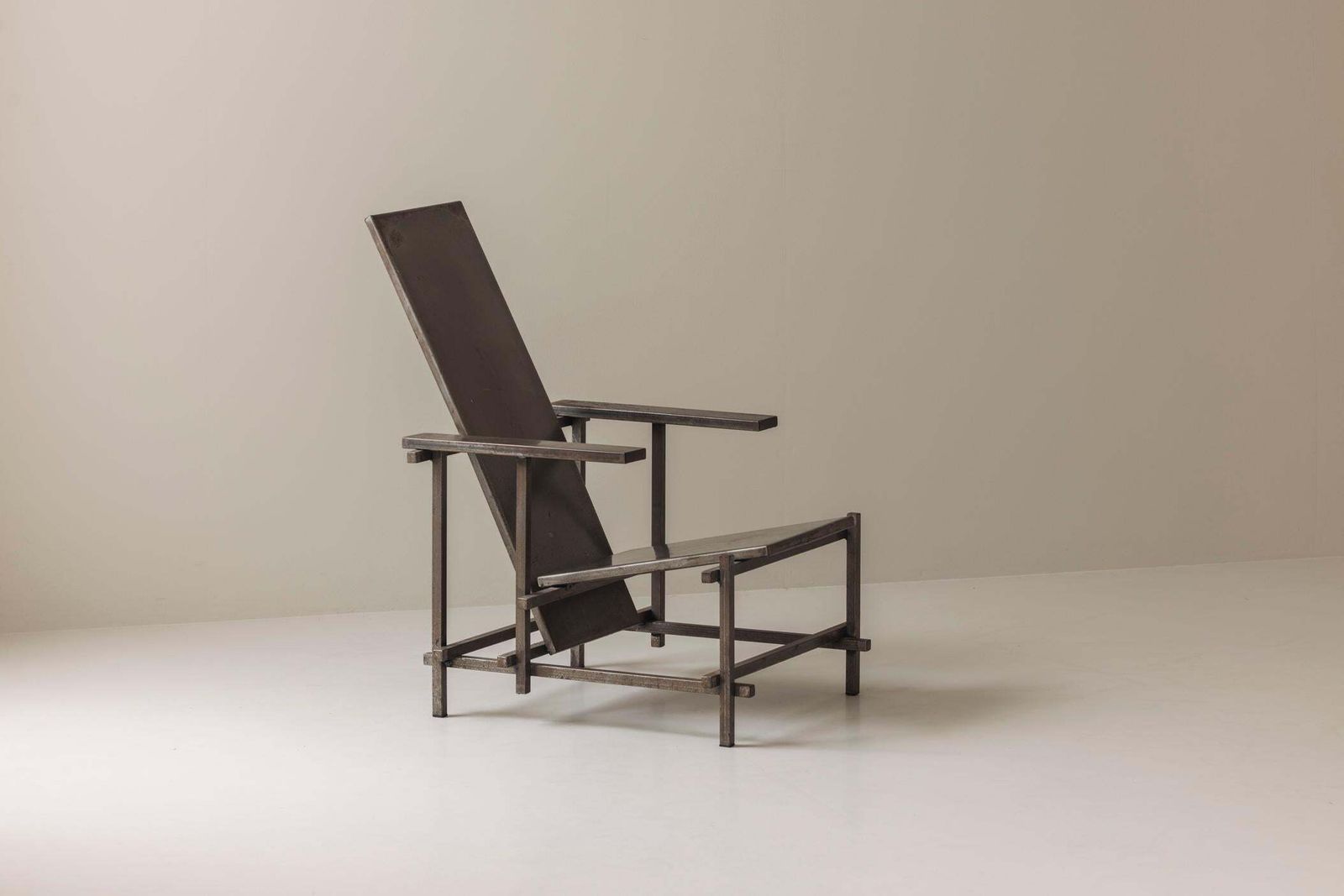 photo buy Unconventional Modernist Metal Armchair, In The Manner Of Gerrit Rietveld, 1980s