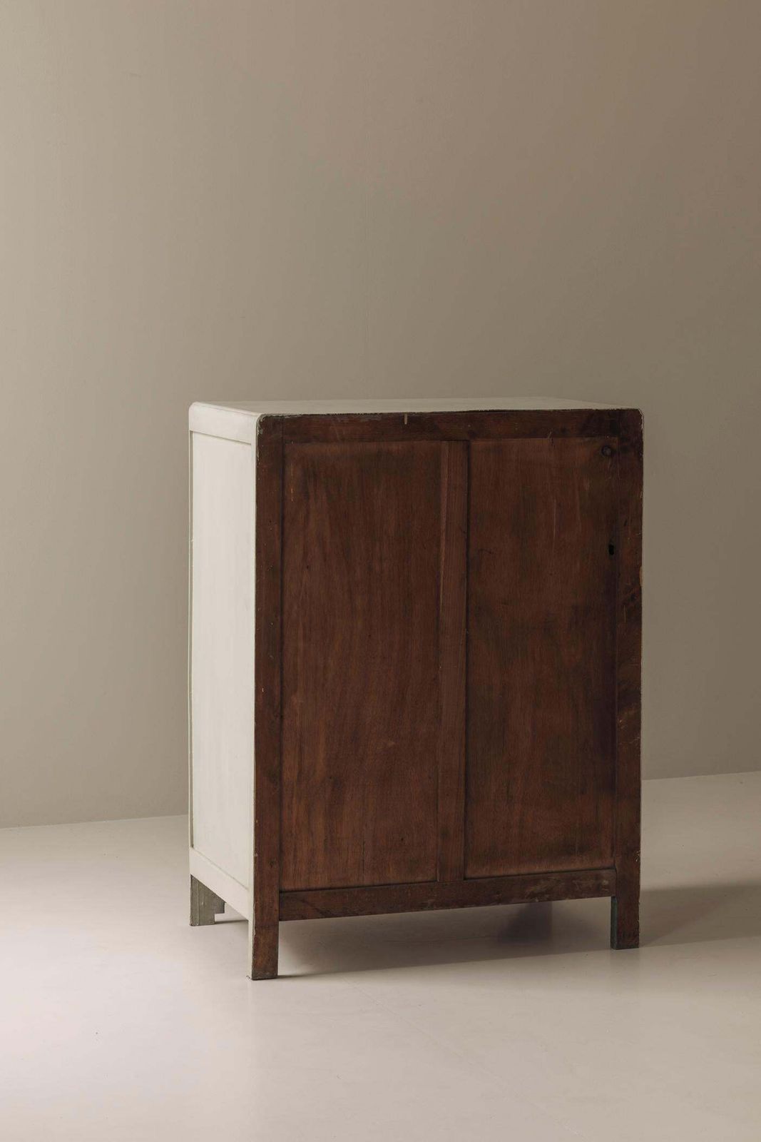 photo vintage Charming Modernist French Cabinet From The 1950s