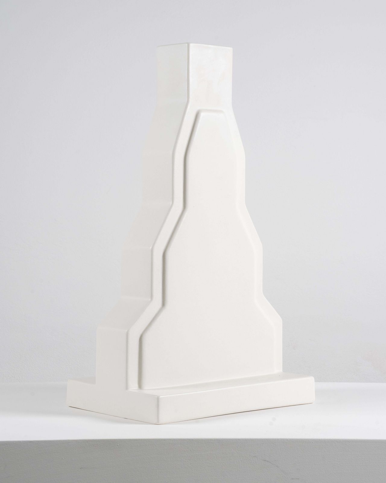 Ettore Sottsass Y23 Vase In White Enameled Ceramic Yantra Series Poltronova 70s photo for sale