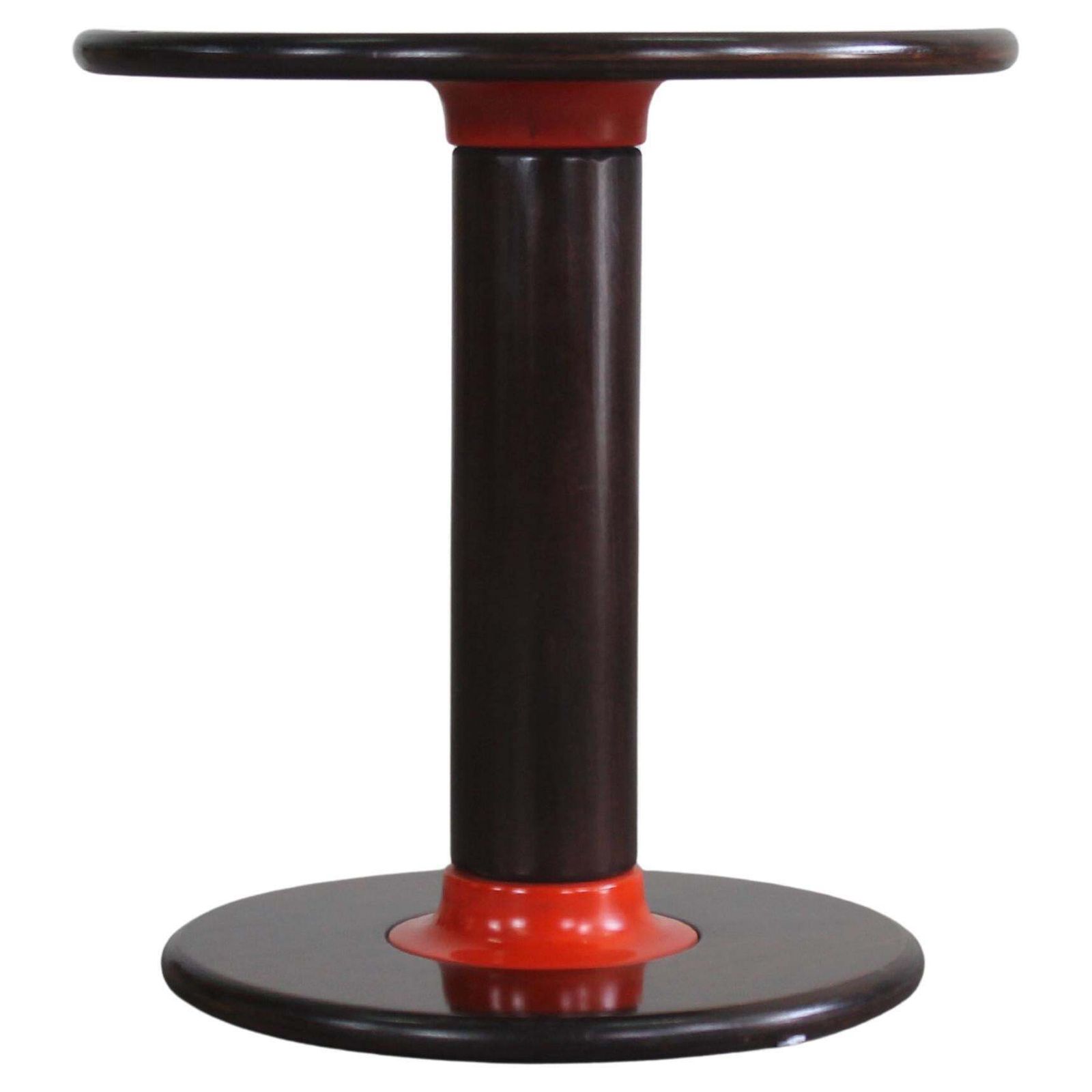 Ettore Sottsass Rocchettone Round Side Table In Walnut Wood By Poltronova 1960s