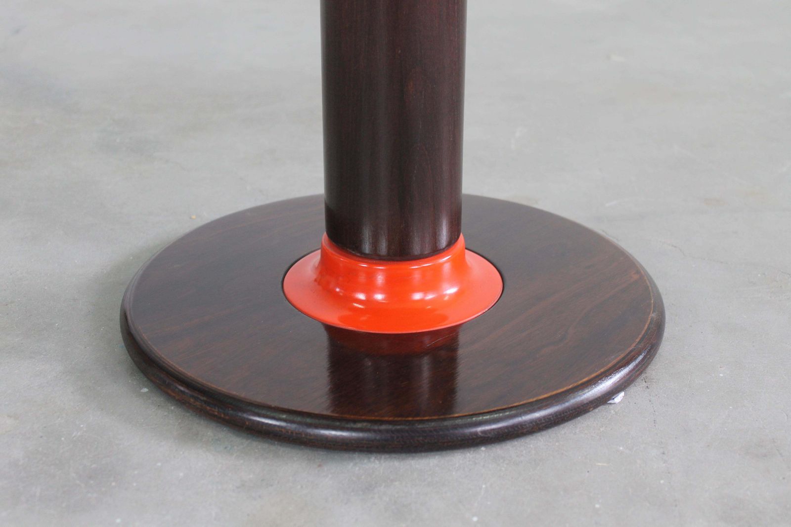 Ettore Sottsass Rocchettone Round Side Table In Walnut Wood By Poltronova 1960s photo 5204.0