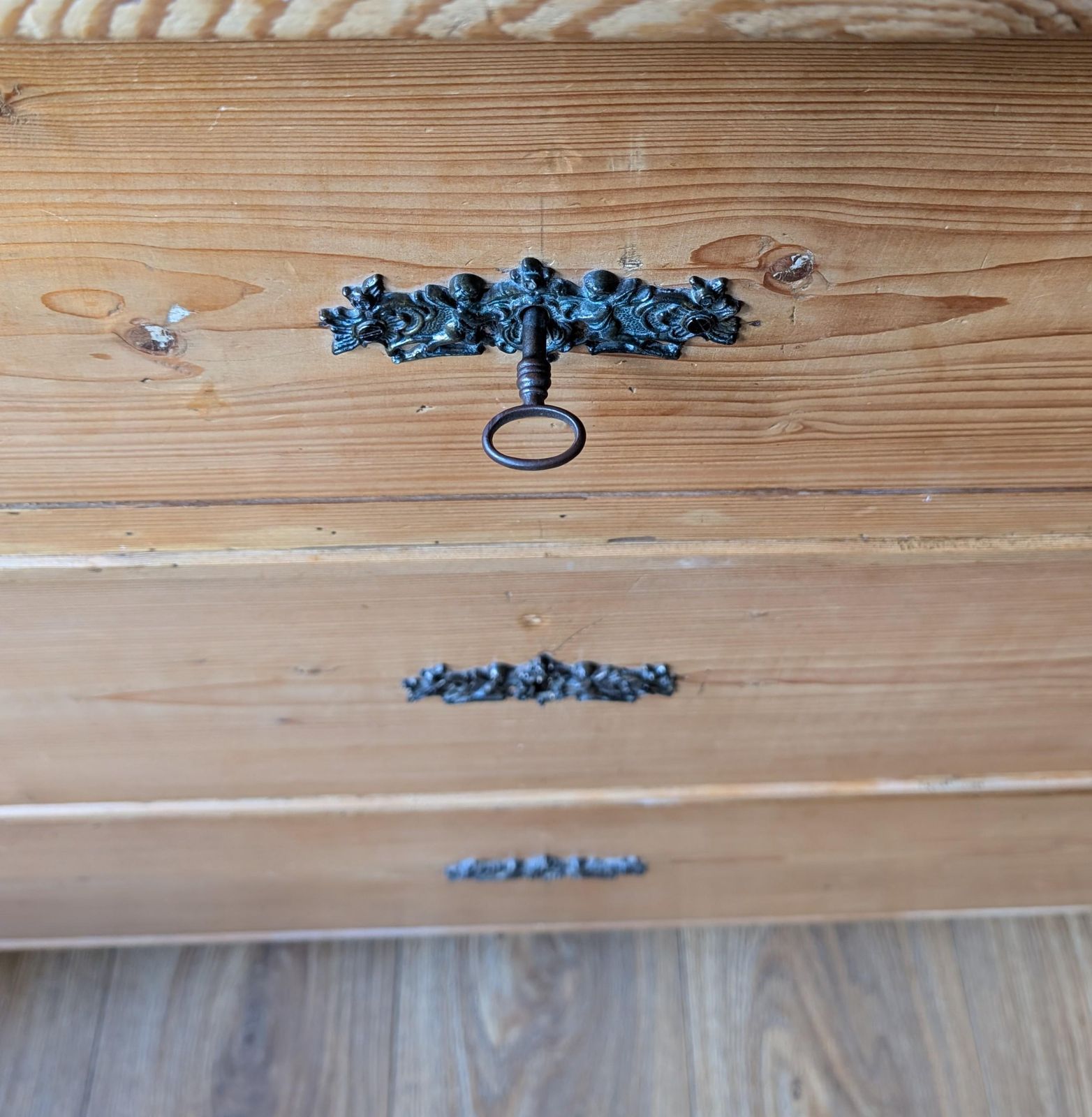 Antique French Chest Of Drawers photo 465.0