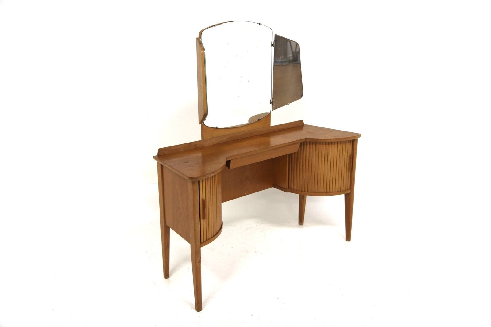 Swedish Modern Elm Dressing Table, 1940s photo 824.0