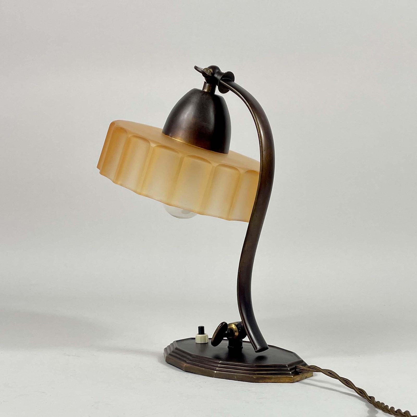 photo vinterior Bronzed Brass & Havanna Glass Table Lamp, Sweden 1920s To 1930s