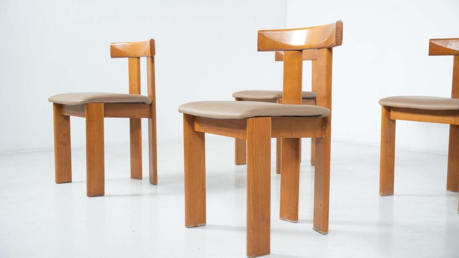 7494.0 Mid Century Modern Set Of 6 Chairs By Luigi Vaghi, 1960s photo