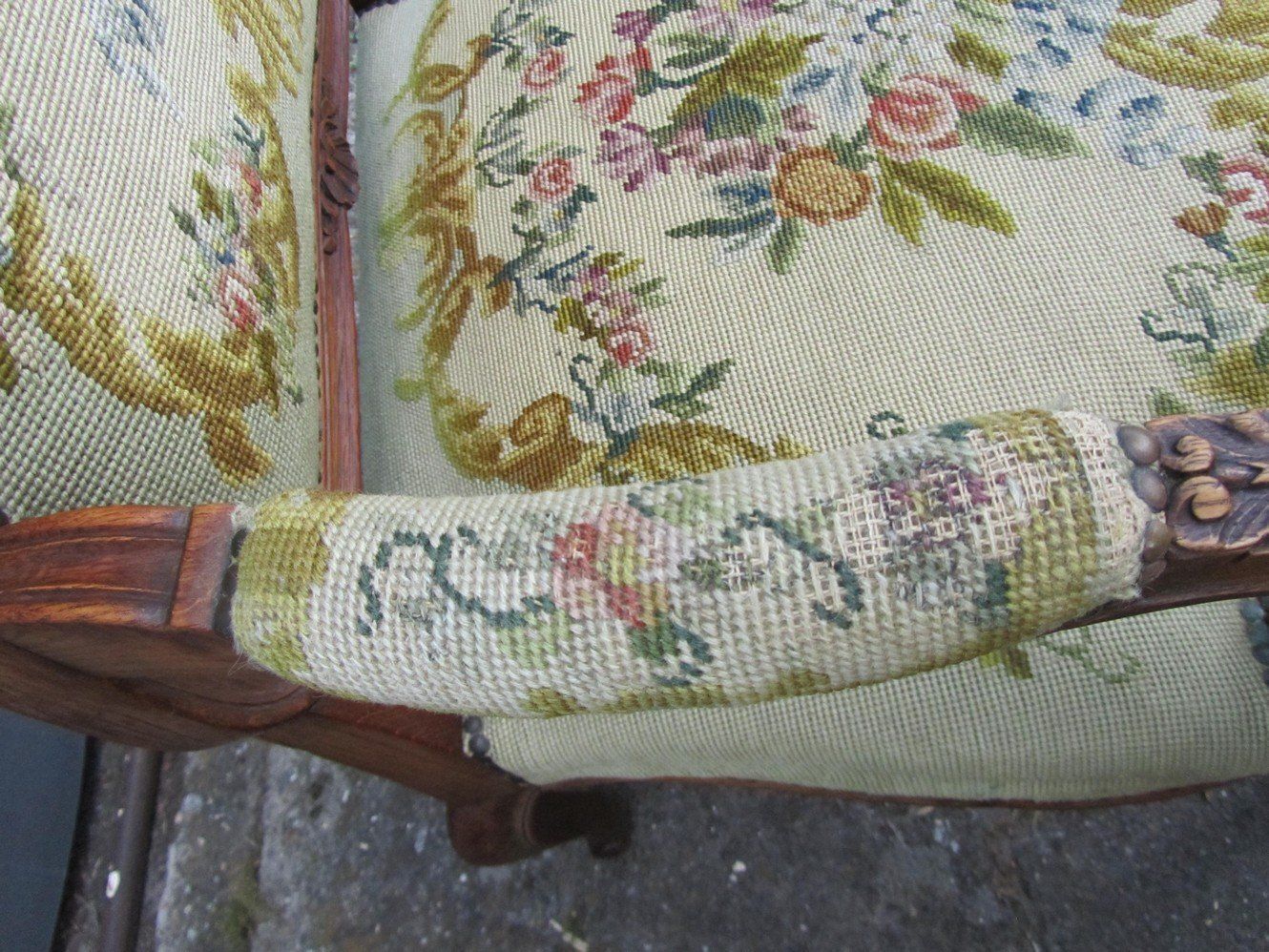 Antique Louis XV Armchair, 1700s photo Furniture