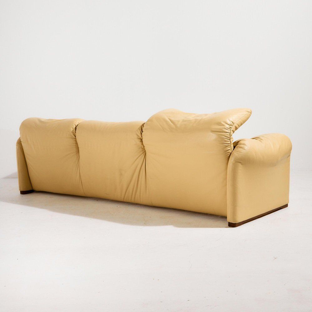 photo furniture Maralunga Leather Seating By Vico Magistretti For Cassina, Set Of 3