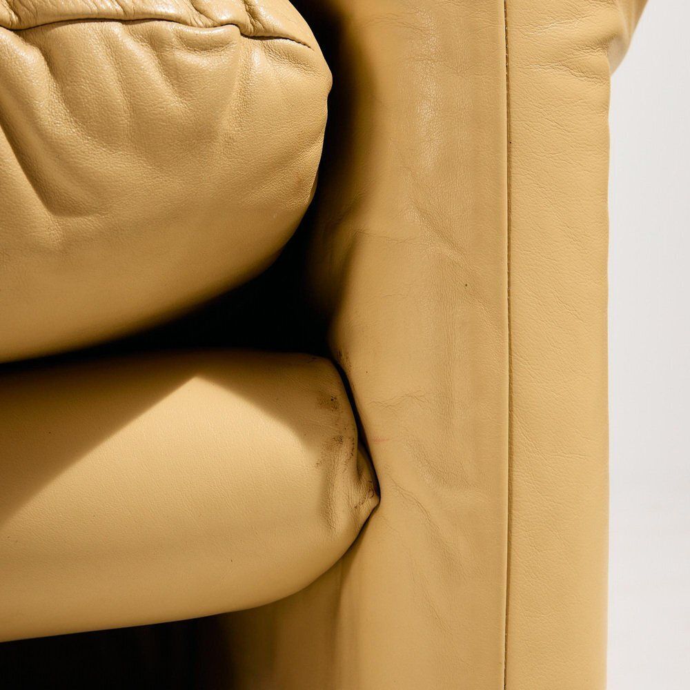 photo buy Maralunga Leather Seating By Vico Magistretti For Cassina, Set Of 3