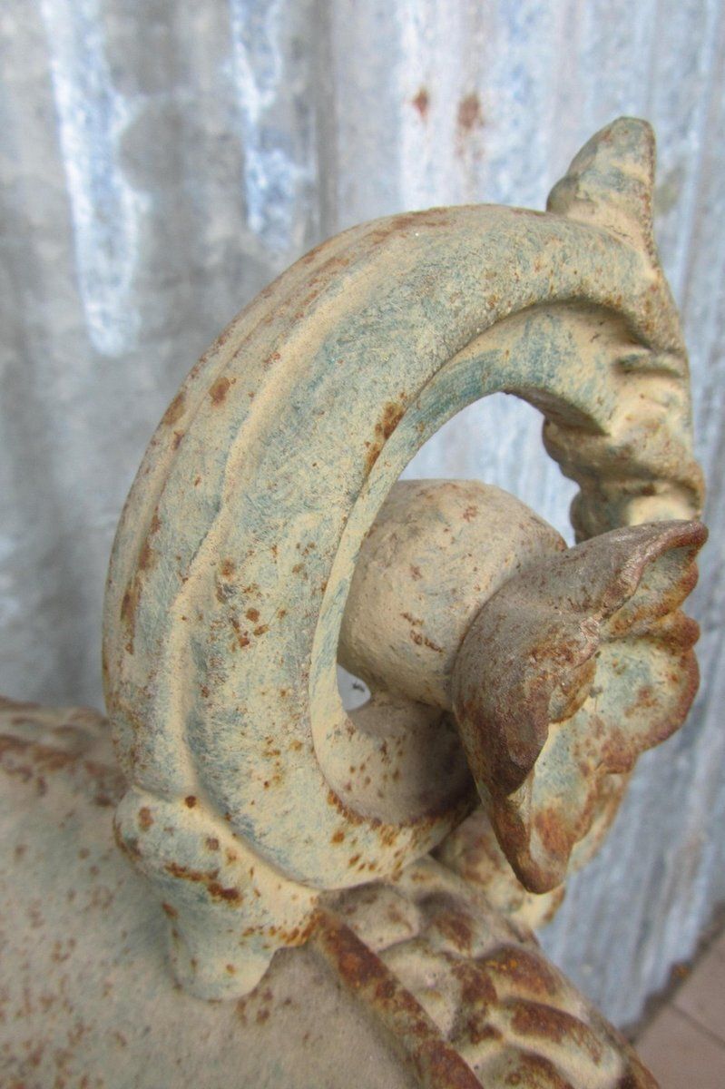 Early 19th Century Cast Iron Planter With Scrolled Foliate Handles photo buy