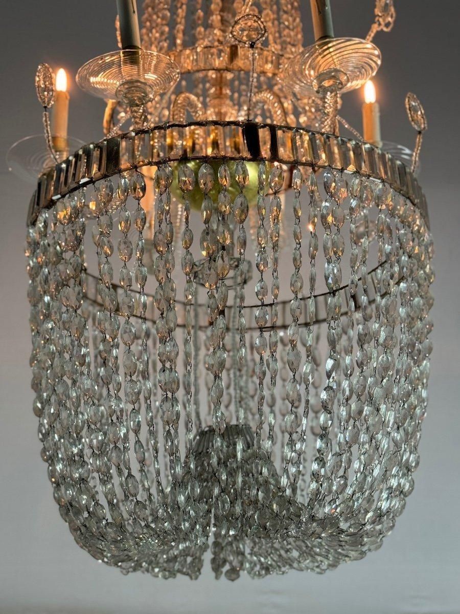 photo furniture Important Navette Cut Crystal Pearl Bag Chandelier, Circa 1800