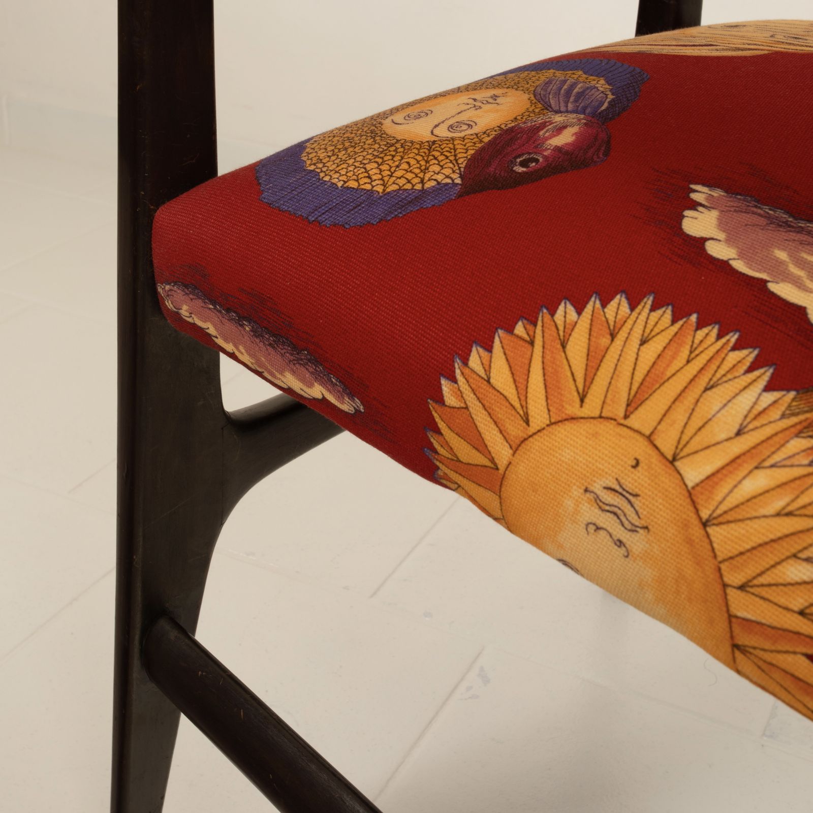 photo vintage 110 Chair By Gio Ponti And Fornasetti For Cassina, 1953