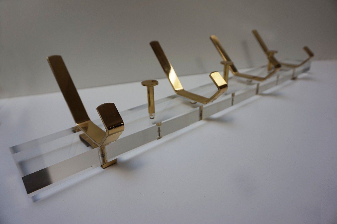 photo furniture Hollywood Regency Acrylic Glass And Brass Wall Coat Rack, 1970s
