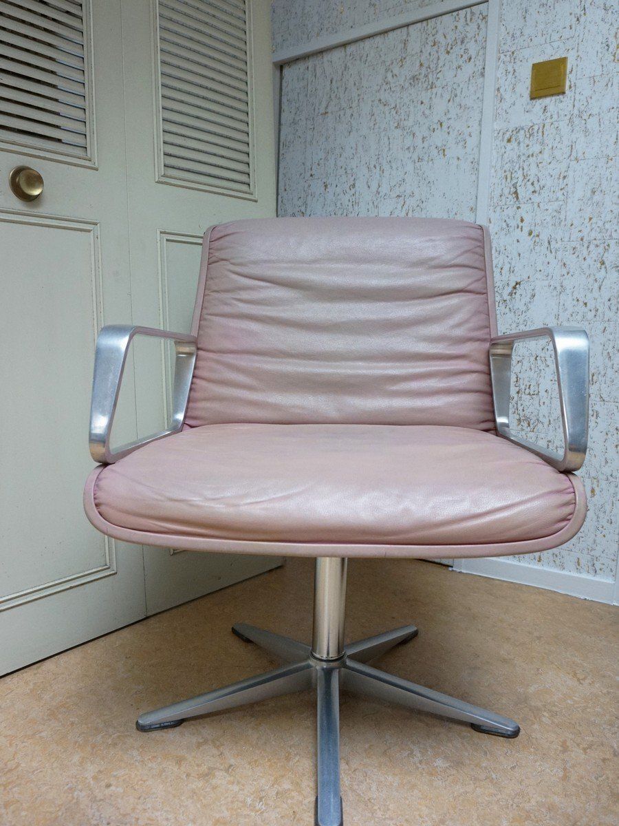 photo buy Set Of Delta Pink Leather Office Chairs From Wilkhahn, 1968