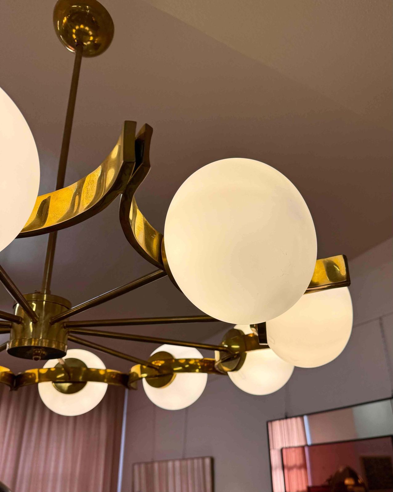 Italian Murano Glass Chandelier With 10 White Spheres And Radial Brass Structure photo 7955.0