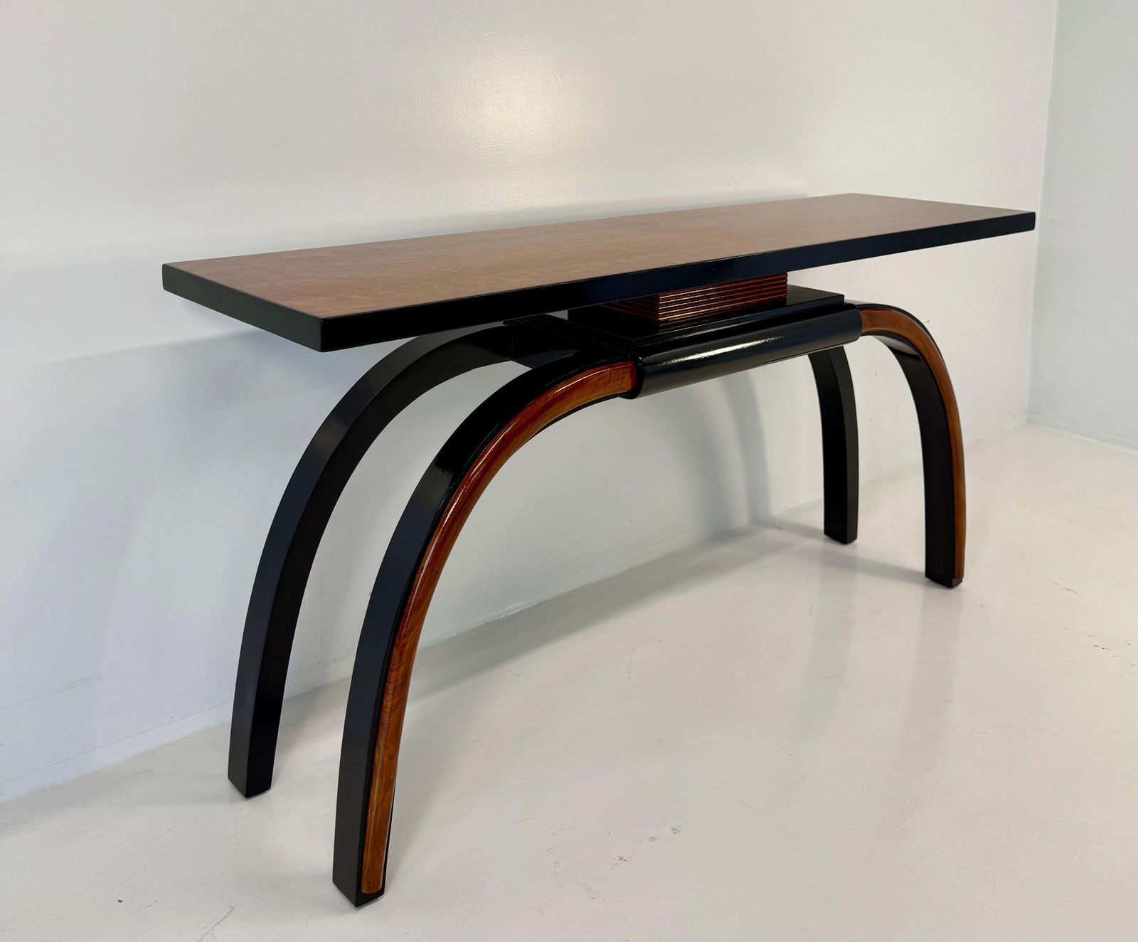Italian 1940s Art Deco Console In Black Lacquer, Walnut And Maple Burl photo 5126.0