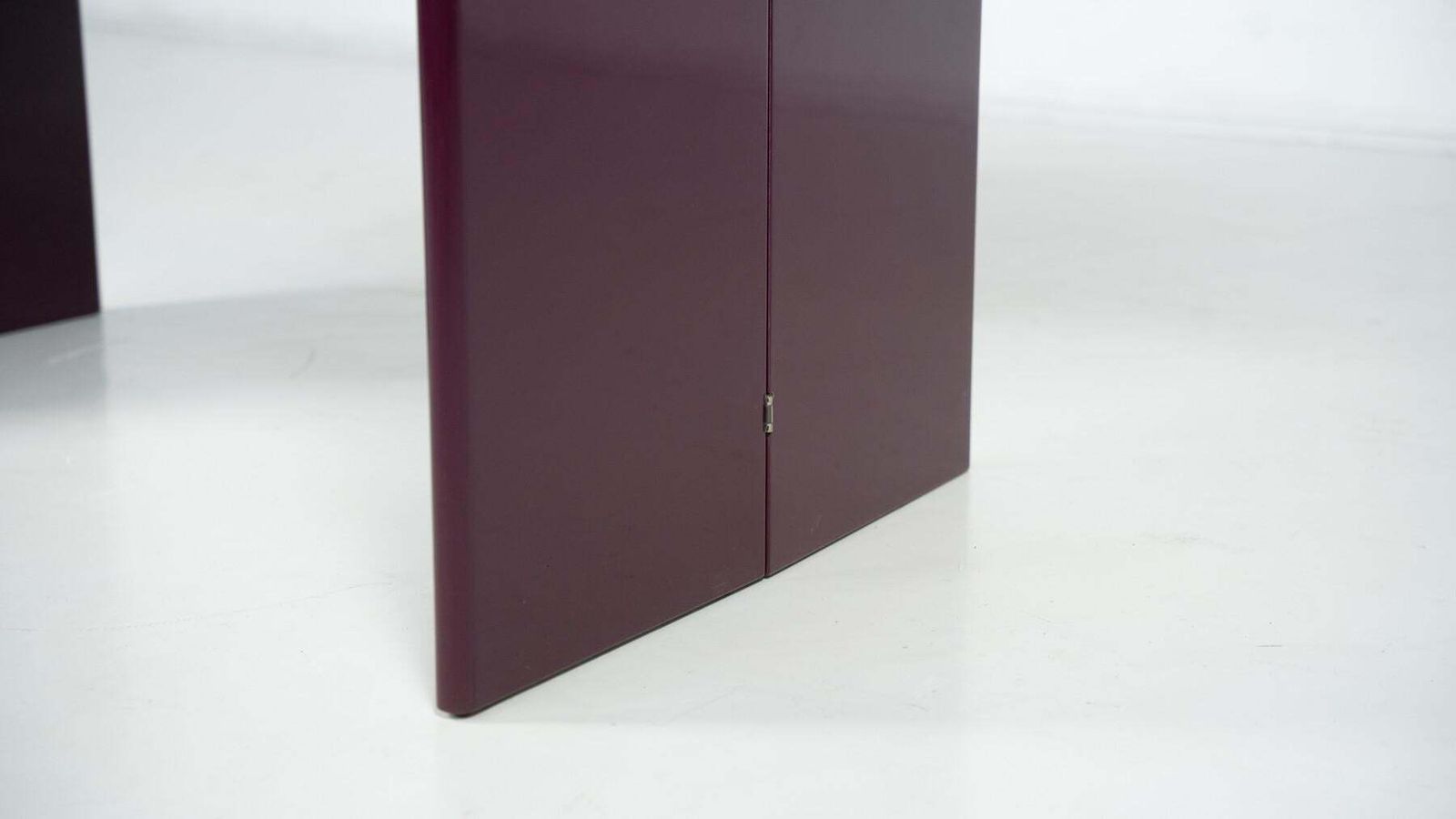 photo vinterior Purple Lacquered Wood  "Antella" Console By Kazuhide Takahama For Gavina, 1980s