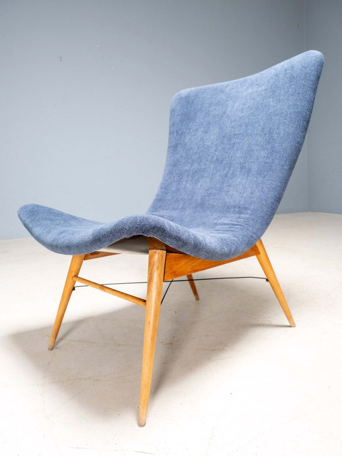 Shell Armchairs By Miroslav Navrátil, Czech Furniture, 1960s – Set Of 3 photo furniture