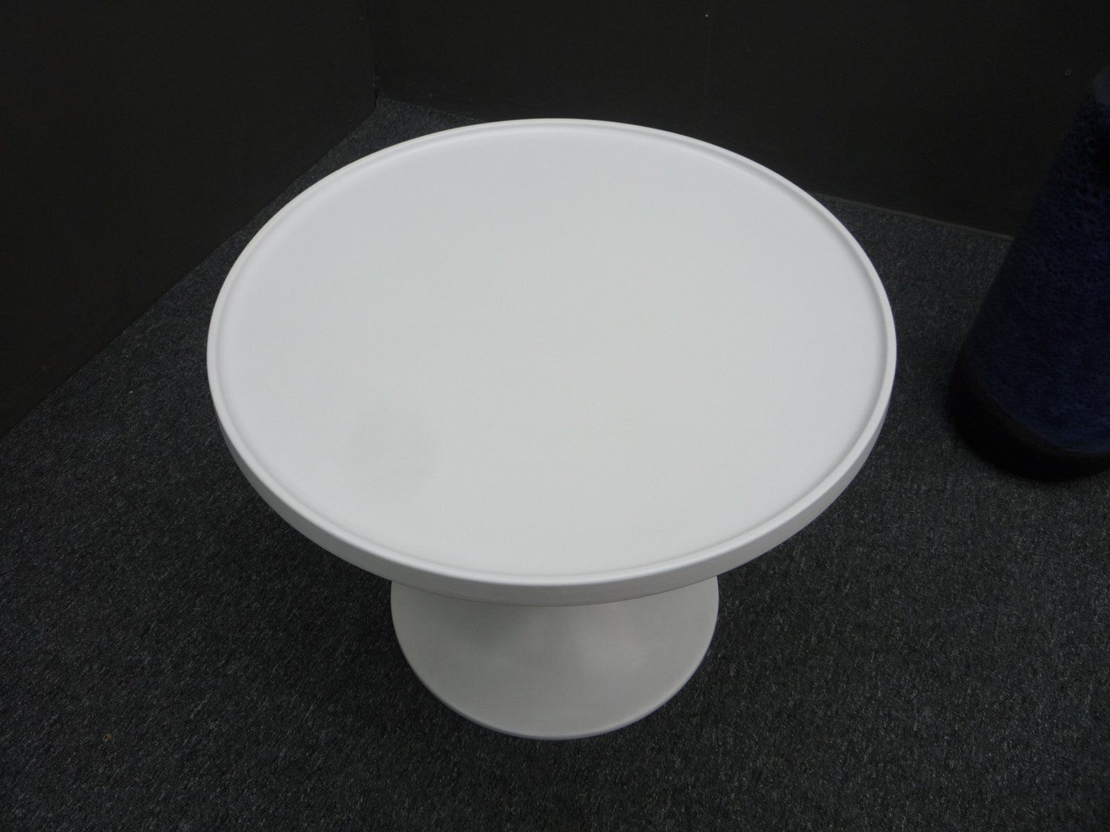 Round Tulip Coffee Table In The Style Of Knoll, 1960s photo for sale