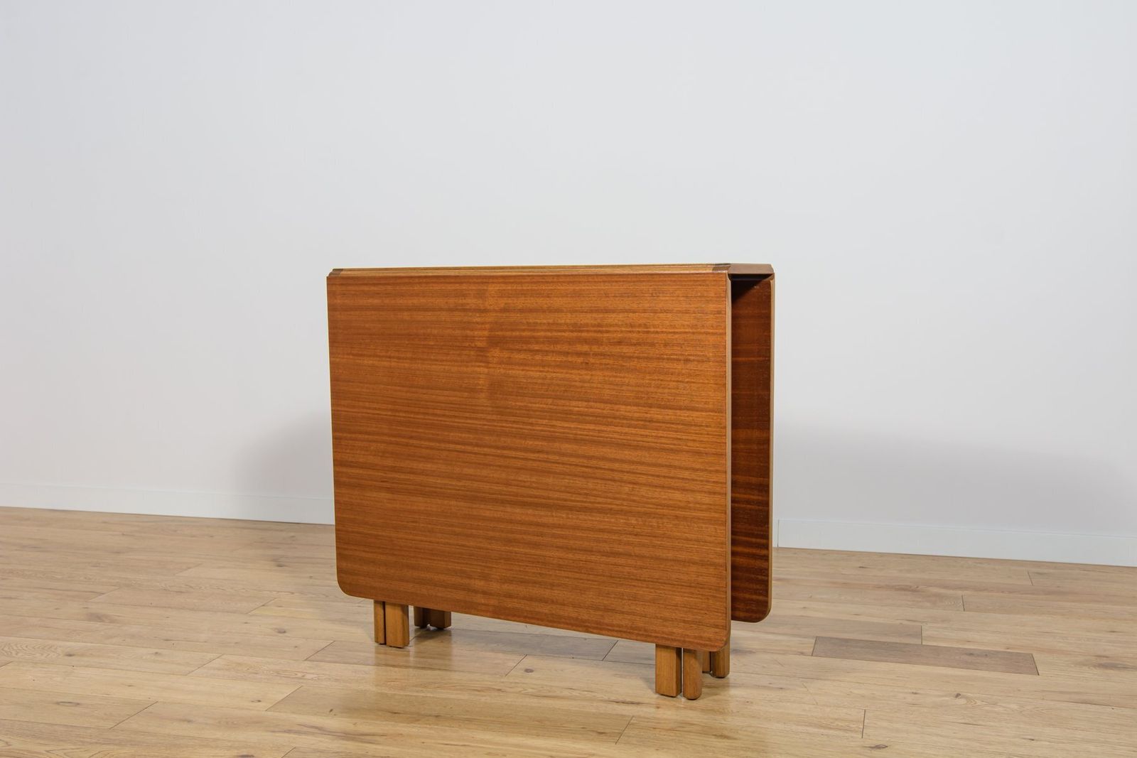 Mid Century Modern Drop Leaf Dining Table From Jentique, United Kingdom, 1960s photo for sale