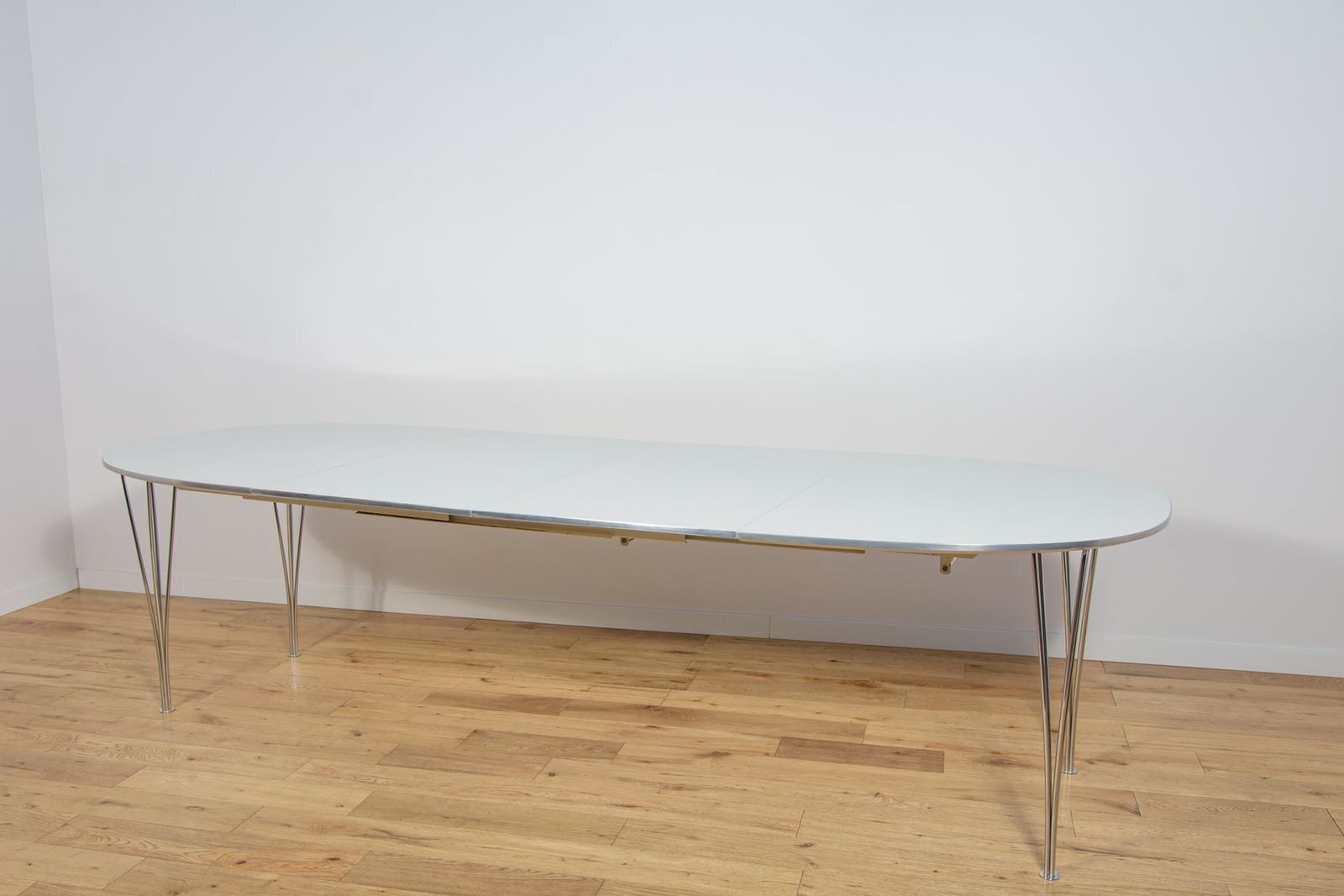 photo furniture Mid Century Modern Extendable Ellipse B612 Dining Table By Piet Hein & Bruno Mathsson For Fritz Hansen, 1960s