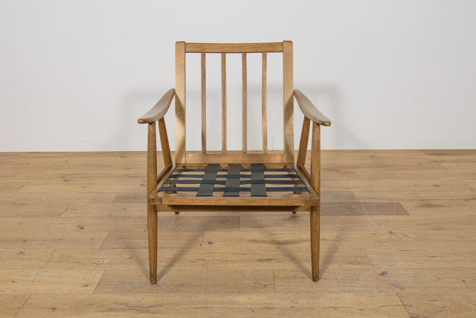 photo vintage Mid Century Modern Armchair From Ton, Czechoslovakia, 1960s