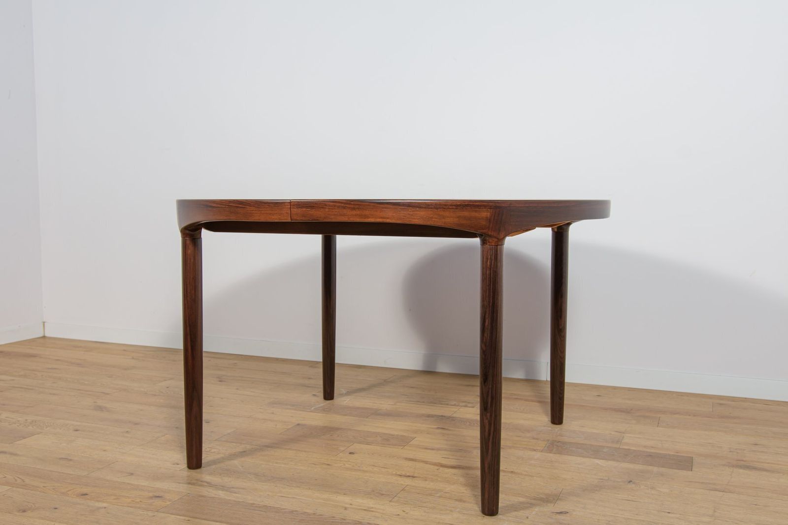Mid Century Modern Extendable Rosewood Dining Table By Harry østergaard For Randers Møbelfabrik, 1960s photo Furniture