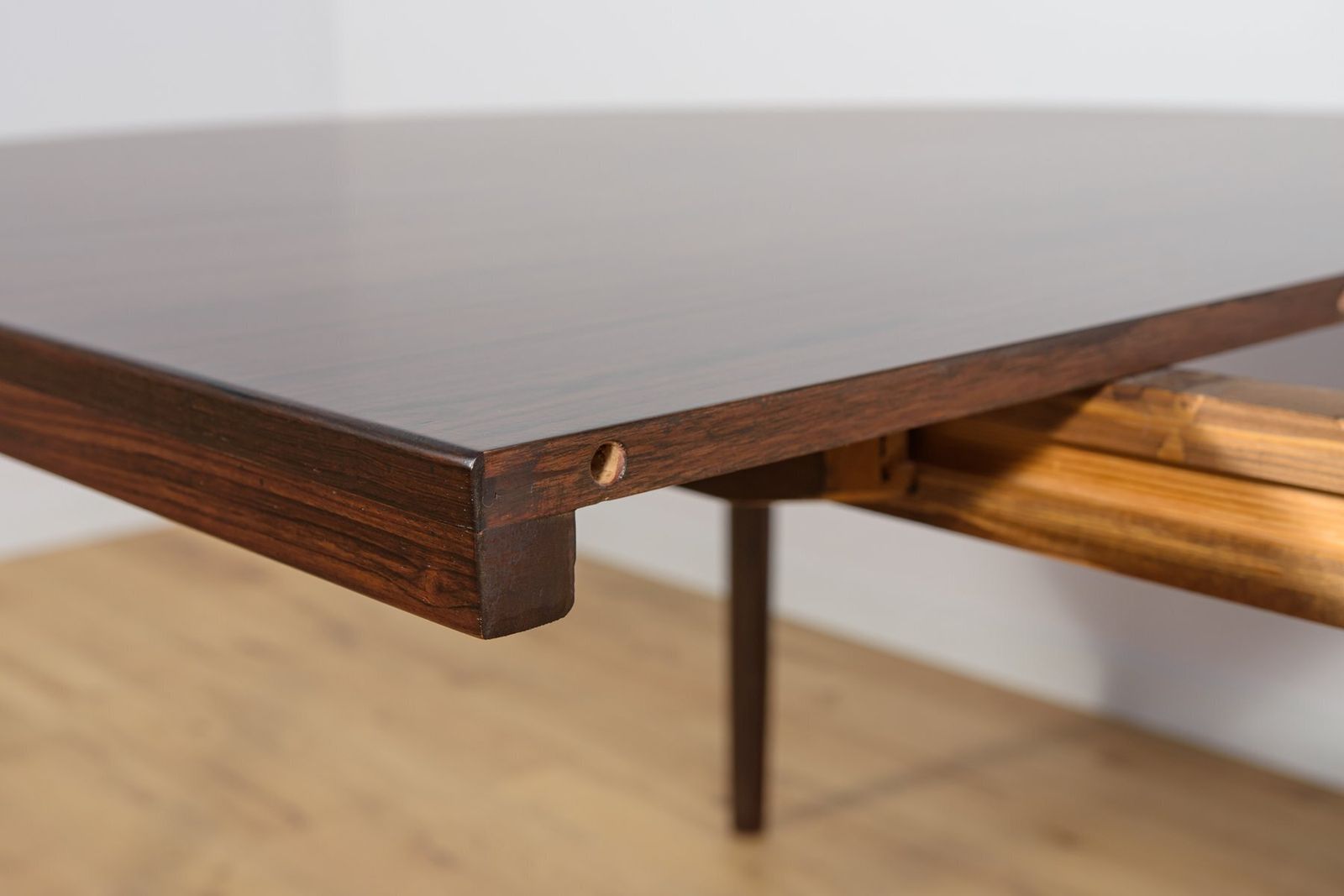photo furniture Mid Century Modern Extendable Rosewood Dining Table By Harry østergaard For Randers Møbelfabrik, 1960s