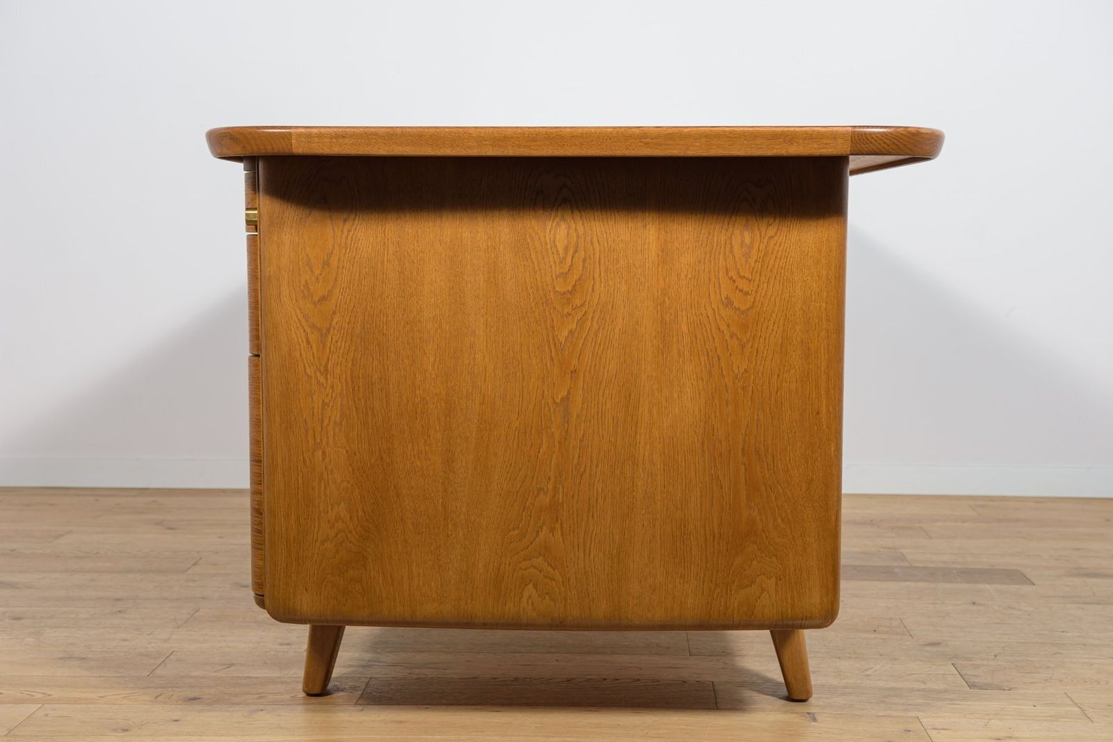 Art Deco Oak Freestanding Desk By Gunnar Ericsson For Facit Ab Buromöbel Zurich, Switzerland, 1950s photo 4956.0