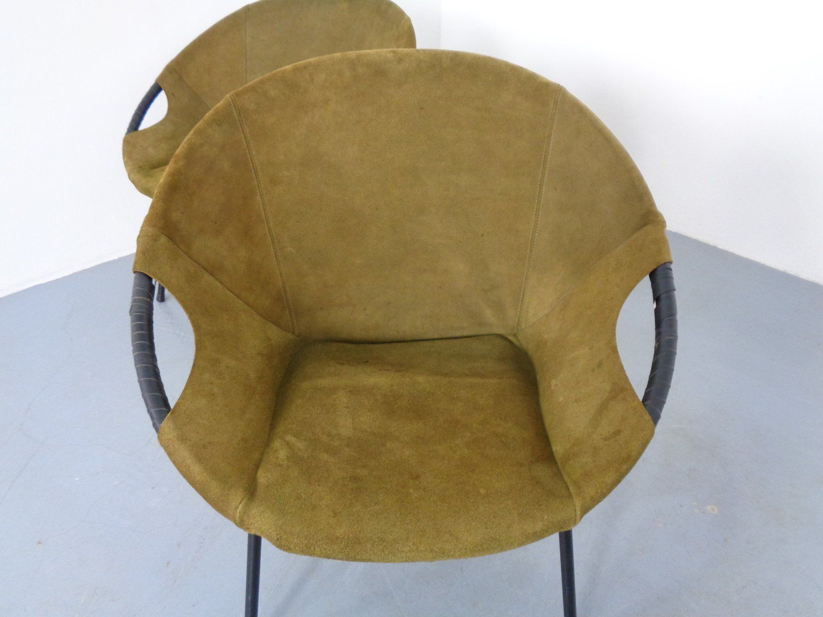 694.0 Olive Green Suede Balloon Chairs From Lusch, Germany, 1960s, Set Of 2 photo