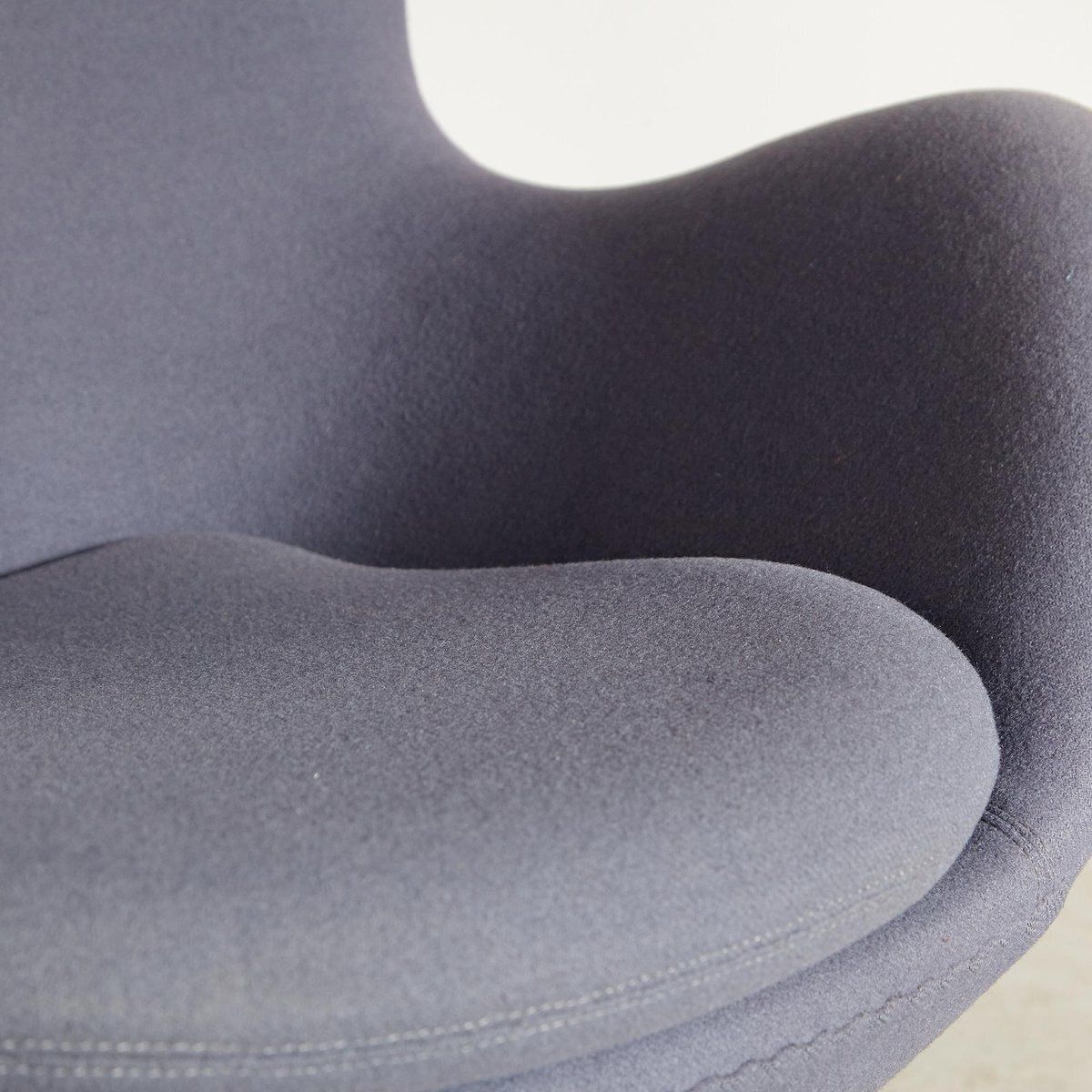 Egg Chair By Arne Jacobsen For Fritz Hansen photo buy