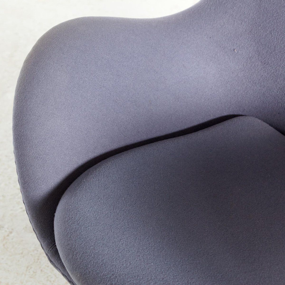 photo buy Egg Chair By Arne Jacobsen For Fritz Hansen
