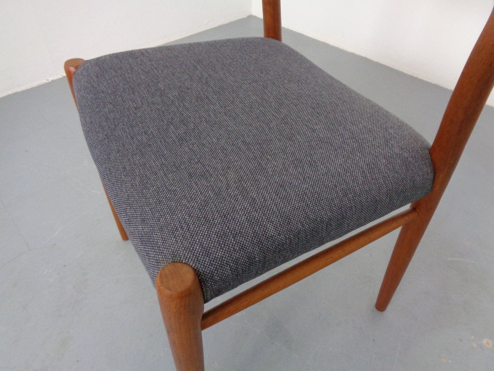 photo vinterior Danish Model 75 Chair In Oak By Niels Otto Møller For J.L. Møllers, 1960s