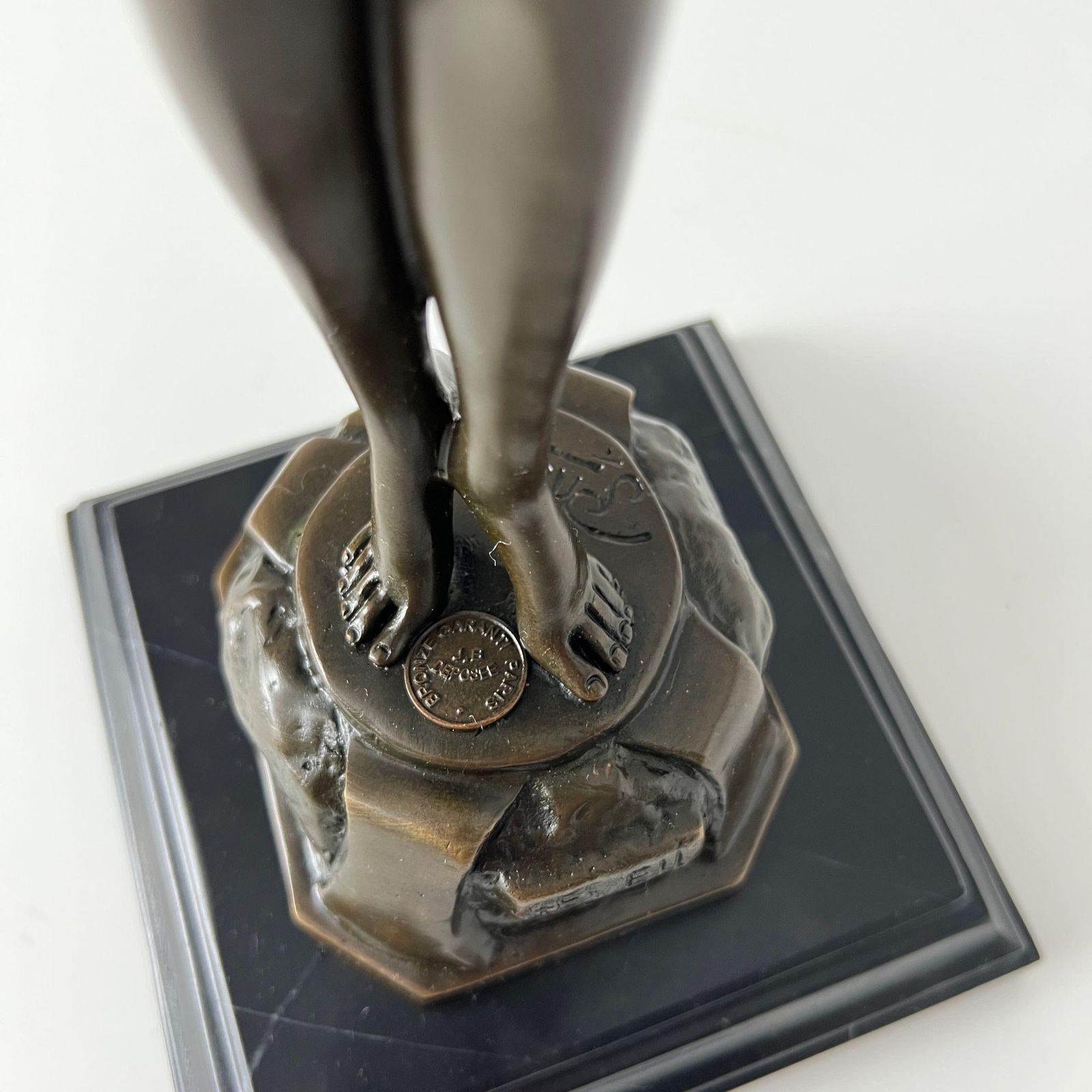 photo furniture Art Deco Bronze Sculpture Of A Naked Woman, Signed ‘Philips’, Paris, 20th C.