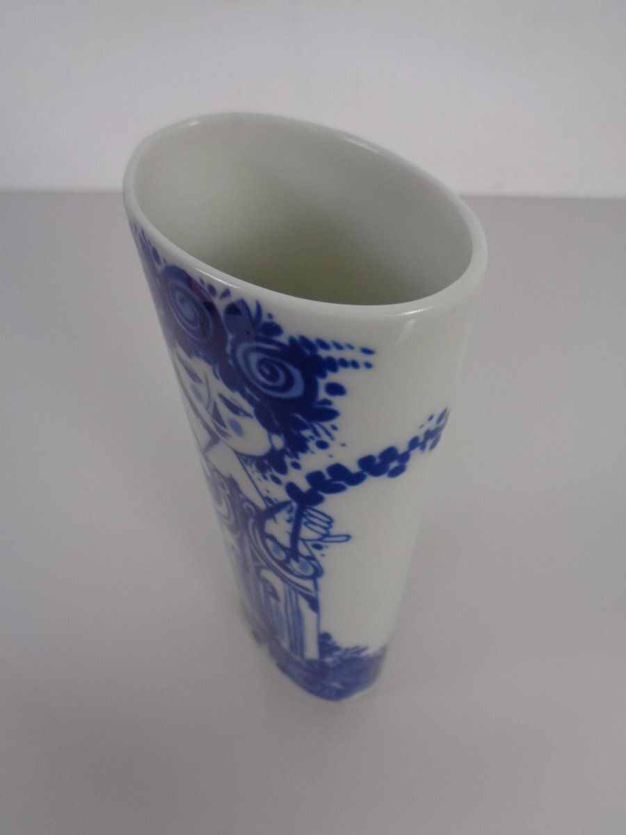 Porcelain Vase By Bjørn Wiinblad For Rosenthal, 1960s photo vintage