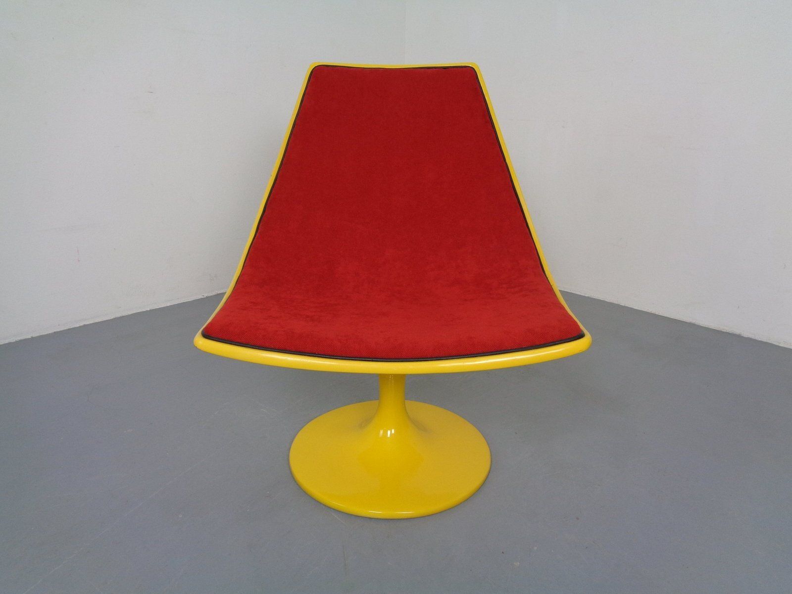 Italian Fiberglass Swivel Chair, 1960s photo furniture