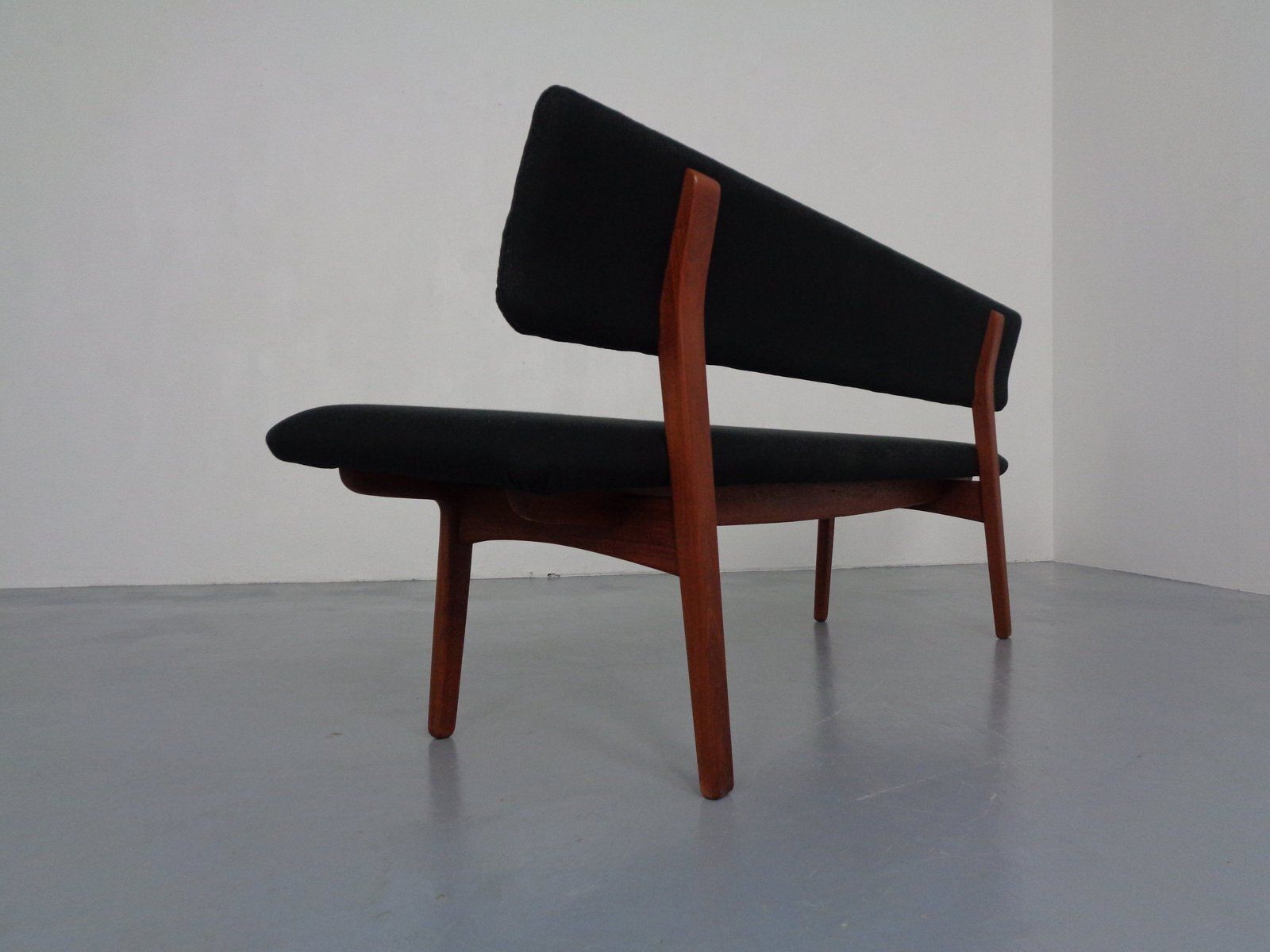 Large Teak Bench By Aksel Bender Madsen & Ejnar Larsen For Næstved Møbler, Denmark, 1950s photo Furniture