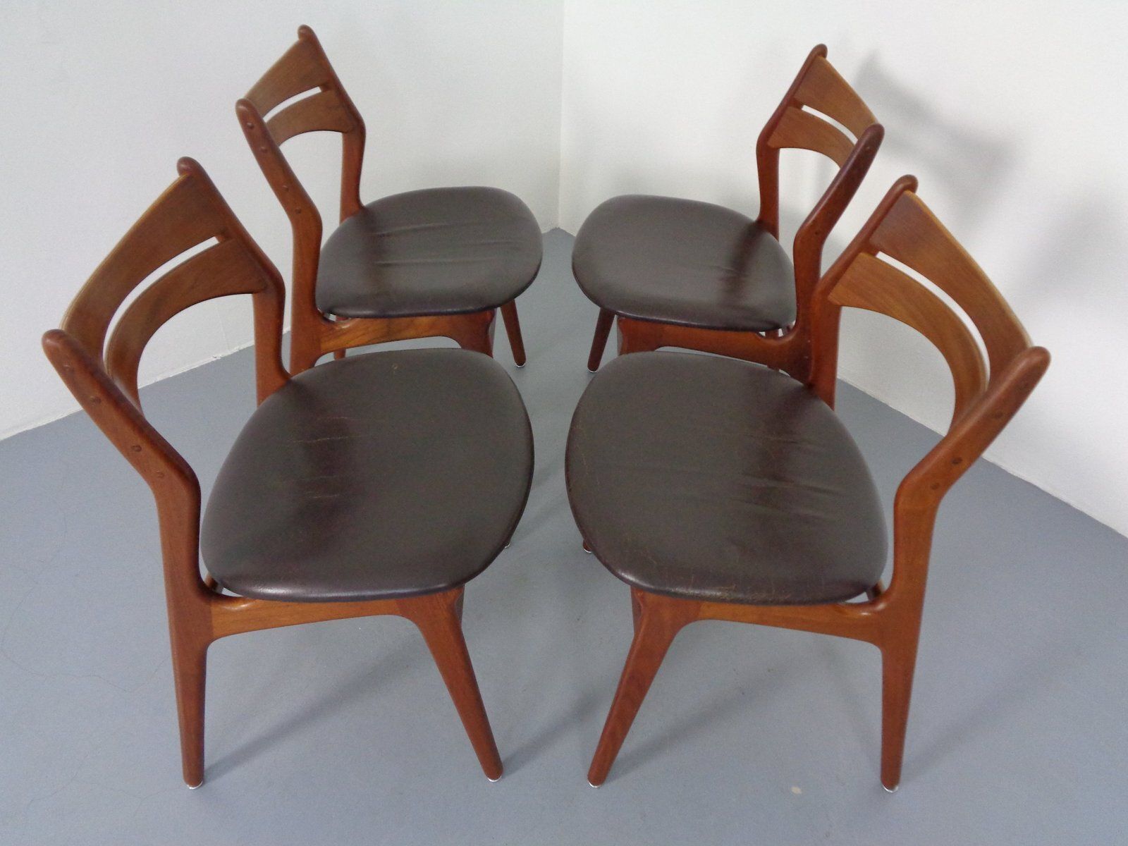 photo vintage Teak & Leather Model 310 Dining Chairs By Erik Buch For Chr. Christensen, Denmark, 1960s, Set Of 4